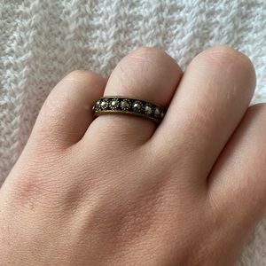 💜brass studded ring